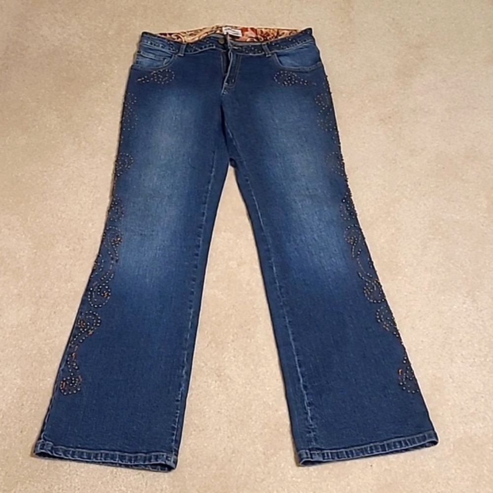 Vanity Collection Women's 8 Embellished Jeans NEW